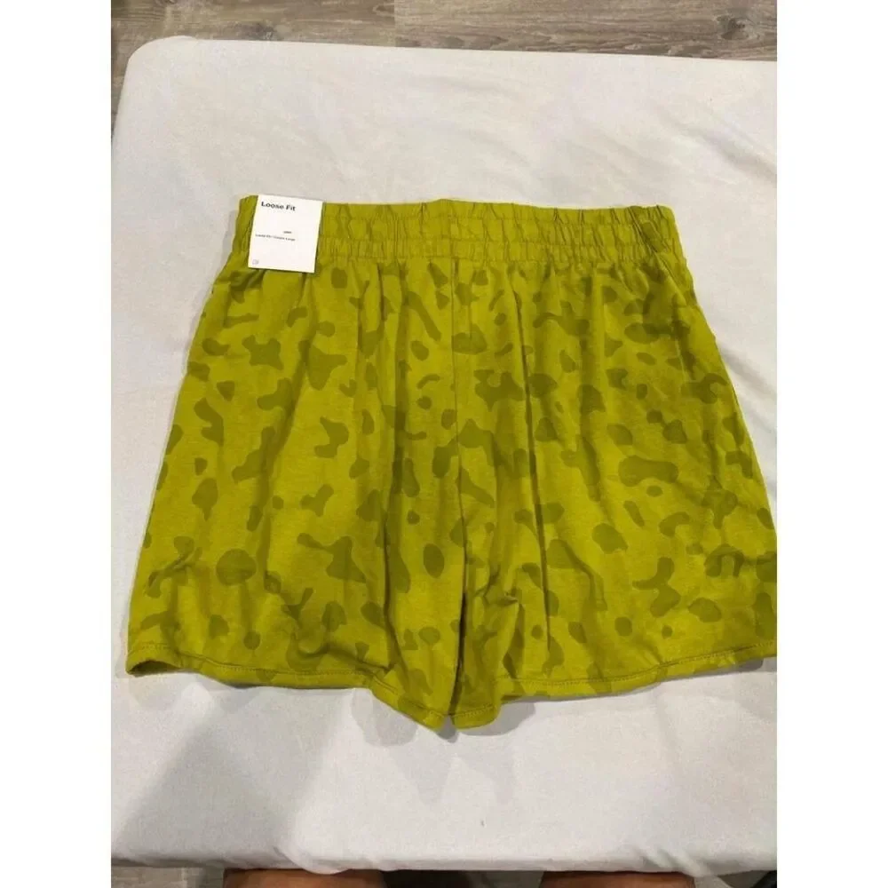 Nike Girls Camo Running Shorts Lime Green‎ Loose Fit Athletic Gym Size Large L